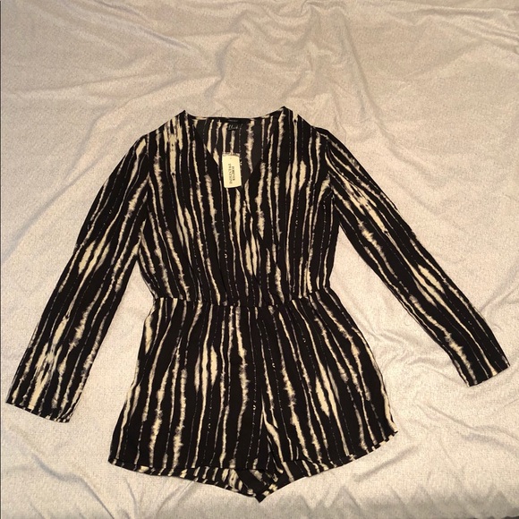 Romper - Picture 5 of 5